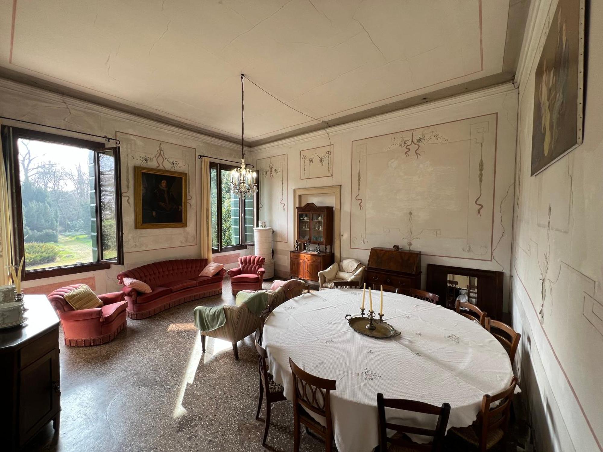 Villa Country Mansion 8500Squarefeet San Pietro Viminario 외부 사진